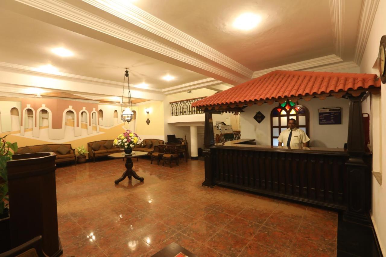 Sonesta Inns Beach Resort - Candolim Beach Extérieur photo