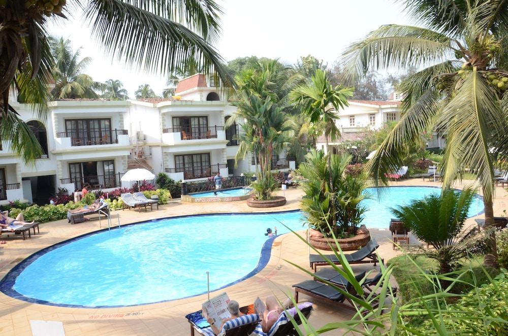 Sonesta Inns Beach Resort - Candolim Beach Extérieur photo