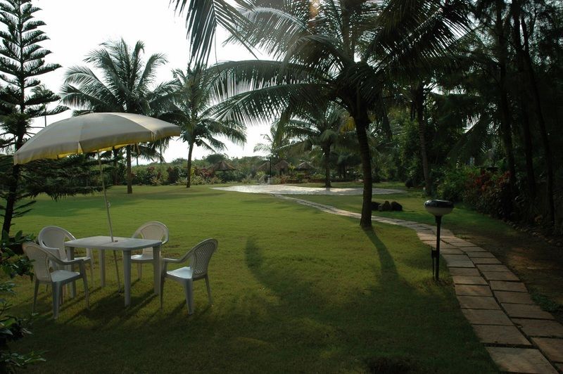 Sonesta Inns Beach Resort - Candolim Beach Extérieur photo