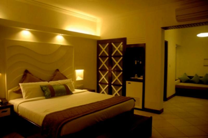 Sonesta Inns Beach Resort - Candolim Beach Extérieur photo