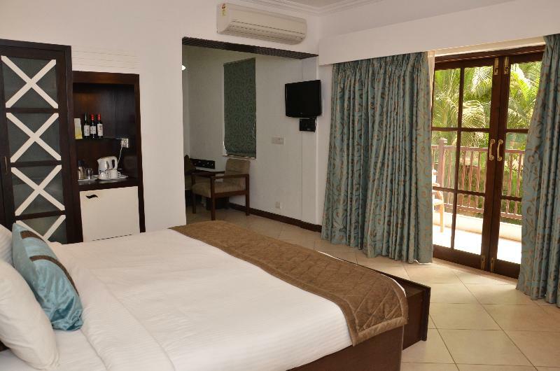 Sonesta Inns Beach Resort - Candolim Beach Extérieur photo